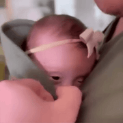 👶Stylish Kangaroo Pocket T-shirt — Keep Baby Close &amp; Hands-Free